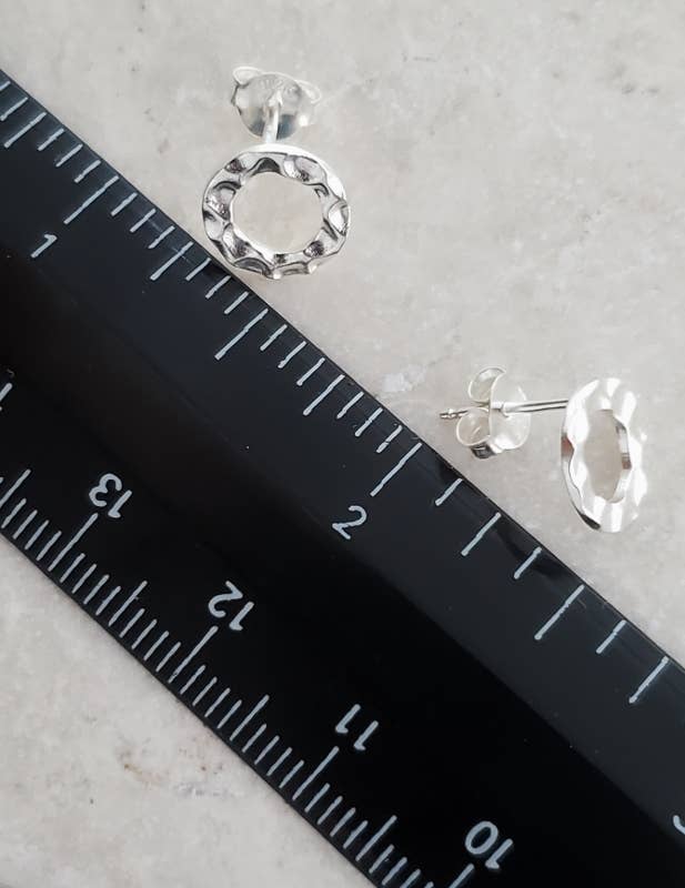 Silver Hammered Circle Studs (10mm)
